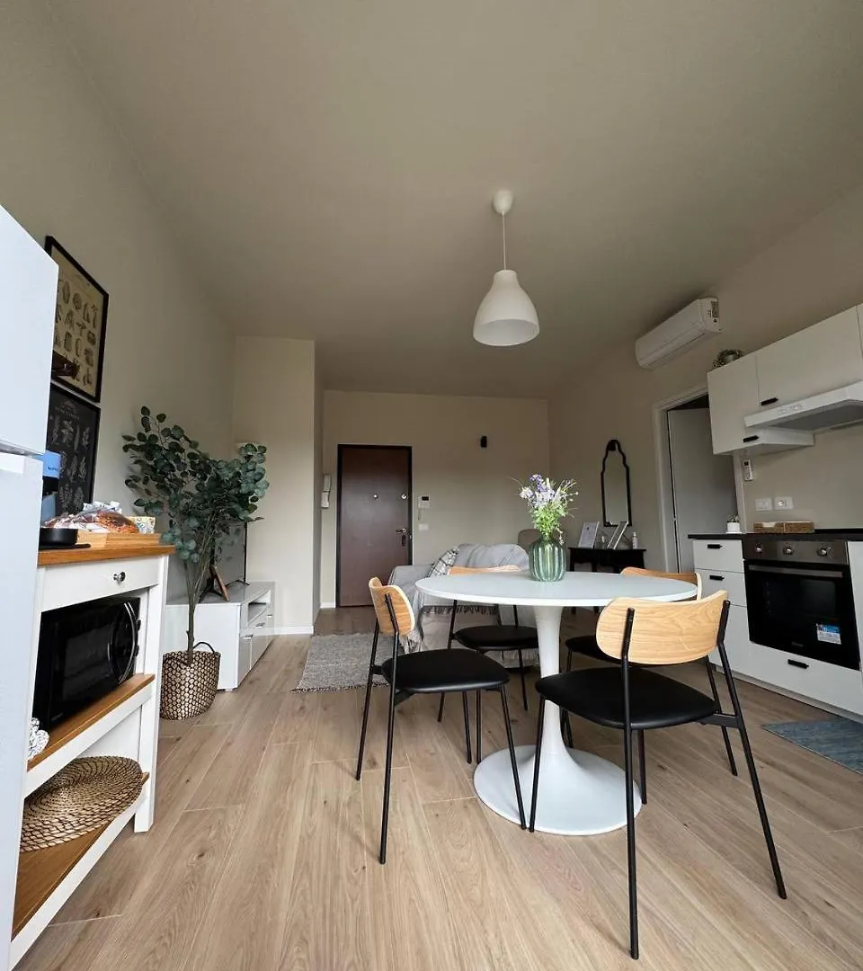 Casa Angelina Apartment Barlassina 0*,  Italy